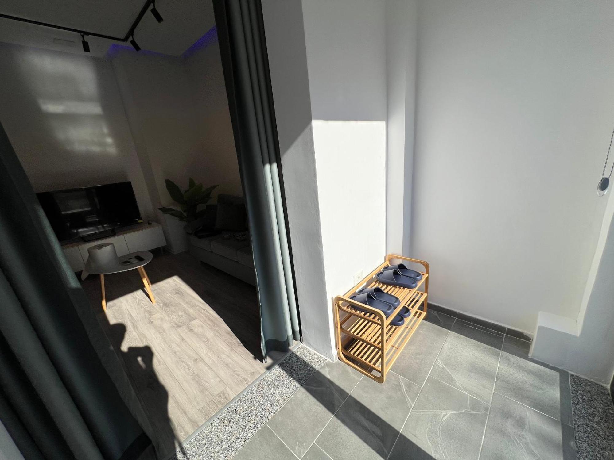 Sunflower Apartment Тирана Экстерьер фото